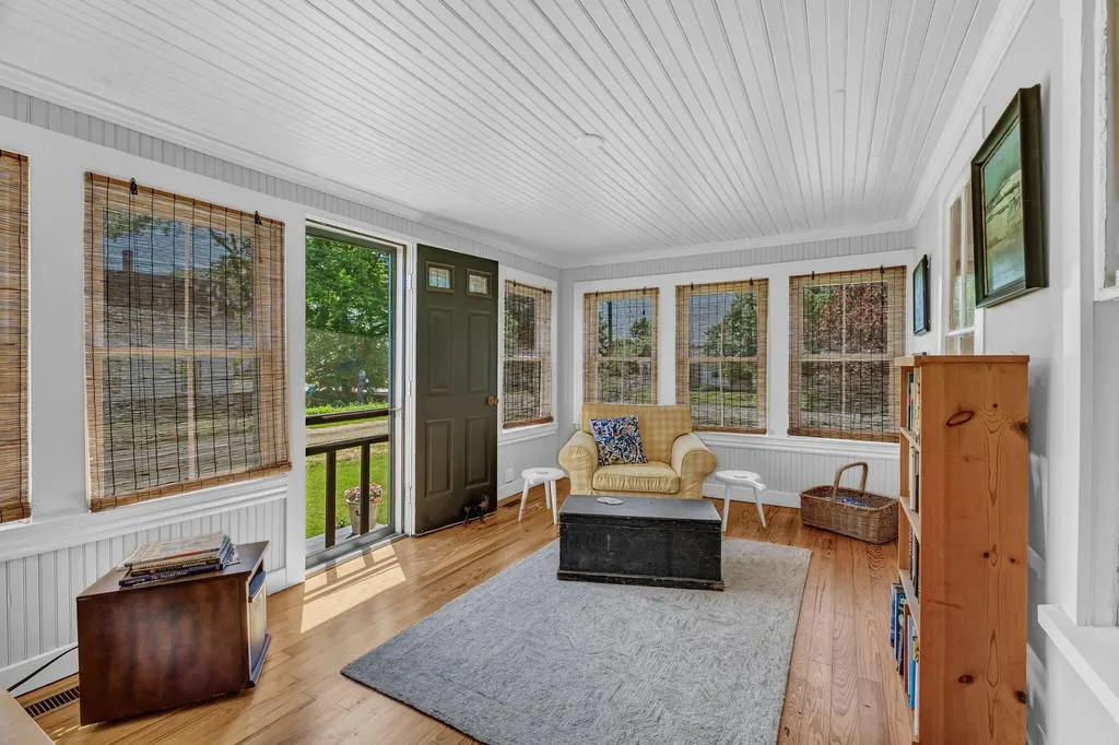 672 Spruce Head Road South Thomaston ME 04858