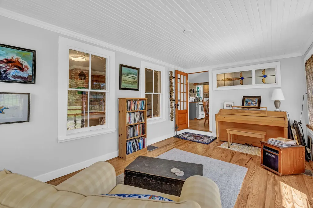 672 Spruce Head Road South Thomaston ME 04858