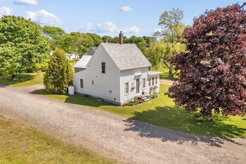 672 Spruce Head Road South Thomaston ME 04858