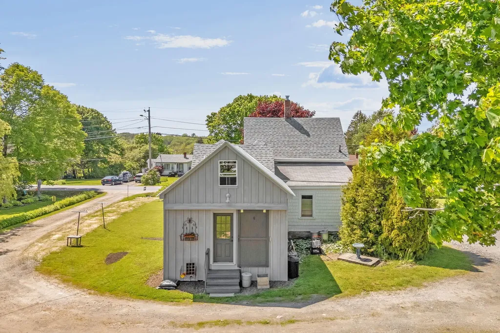 672 Spruce Head Road South Thomaston ME 04858