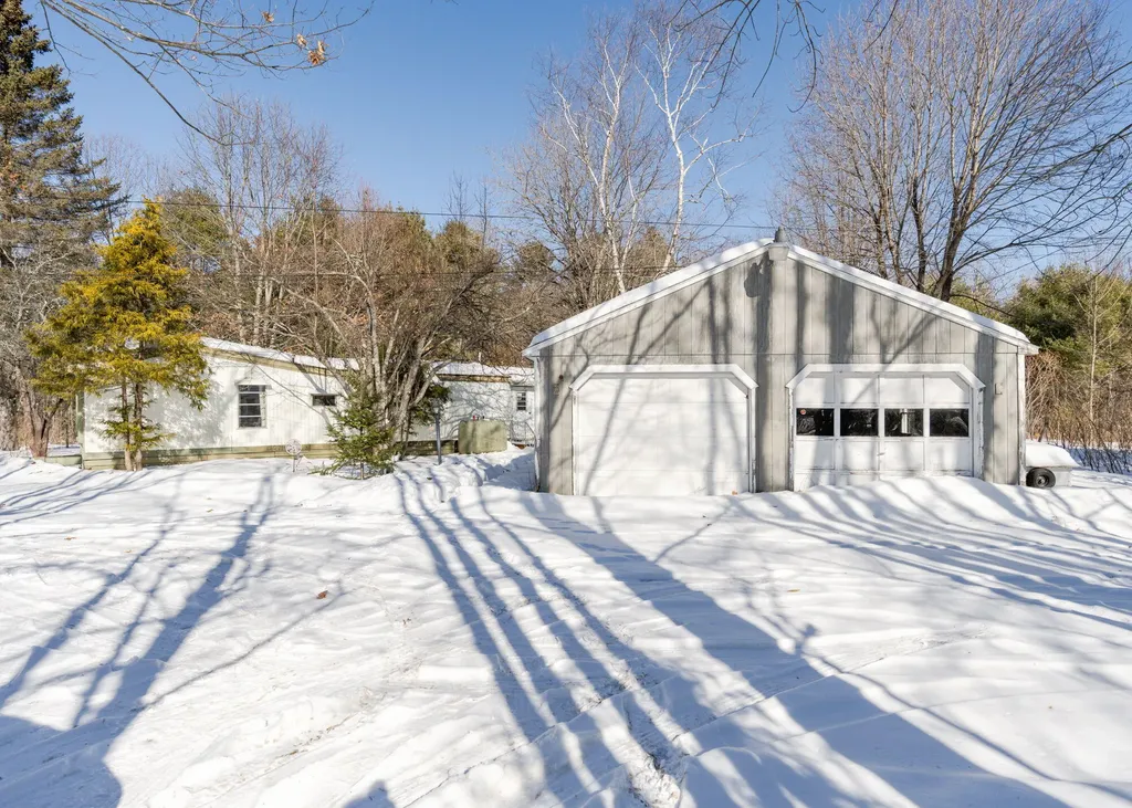 6 Gilmore Road New Gloucester ME 04260