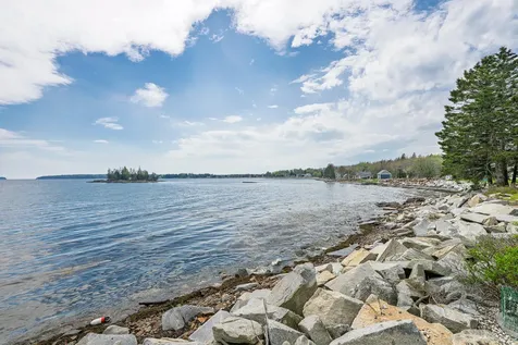 1 Mussel Ridge Lane Owls Head ME 04854