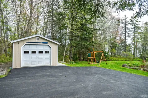 1 Mussel Ridge Lane Owls Head ME 04854