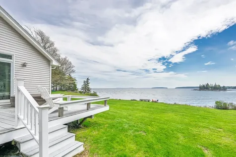 1 Mussel Ridge Lane Owls Head ME 04854