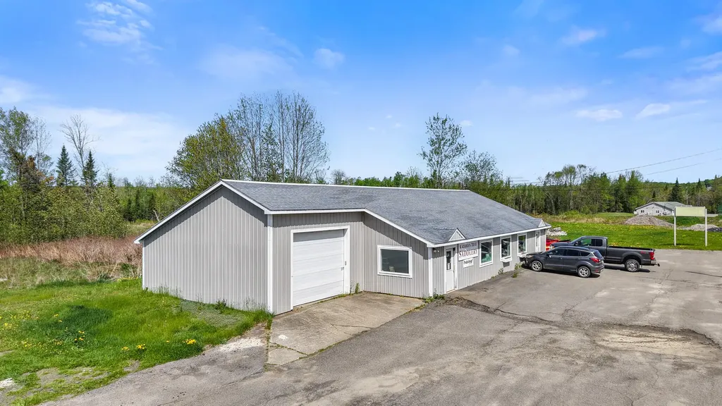 335 Corinna Road Dexter ME 04930