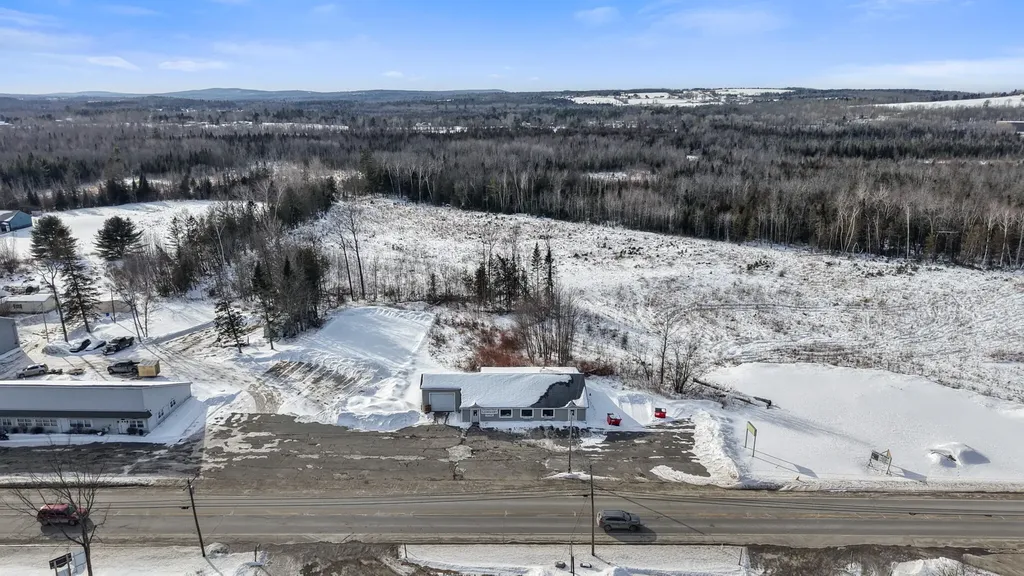 335 Corinna Road Dexter ME 04930
