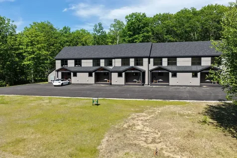 11 Lodgepole Lane Newry ME 04261