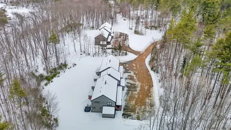 11 Lodgepole Lane Newry ME 04261