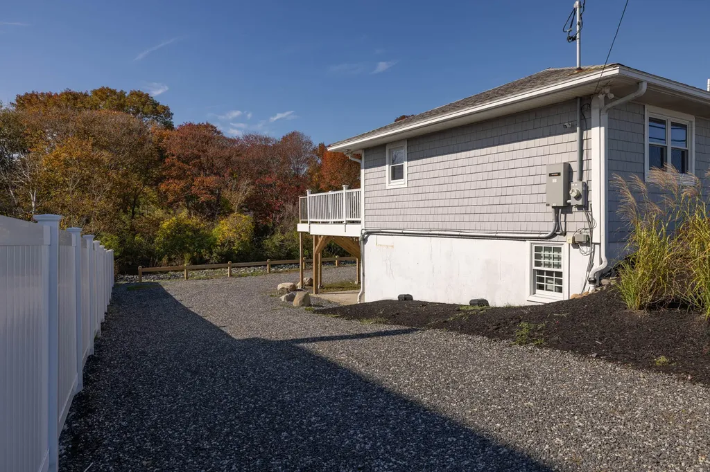 293 Long Beach Avenue York ME 03909