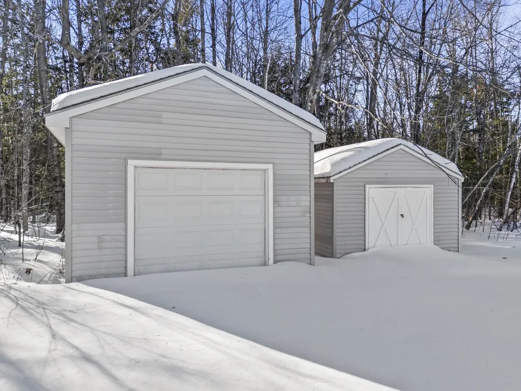 80 Townsend Road Hebron ME 04238