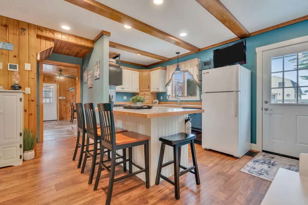 3 Meadow Lane Standish ME 04084