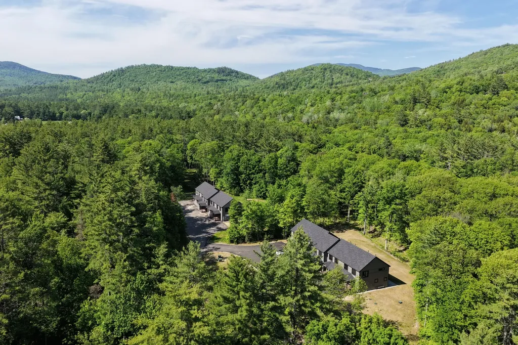 12 Lodgepole Lane Newry ME 04261