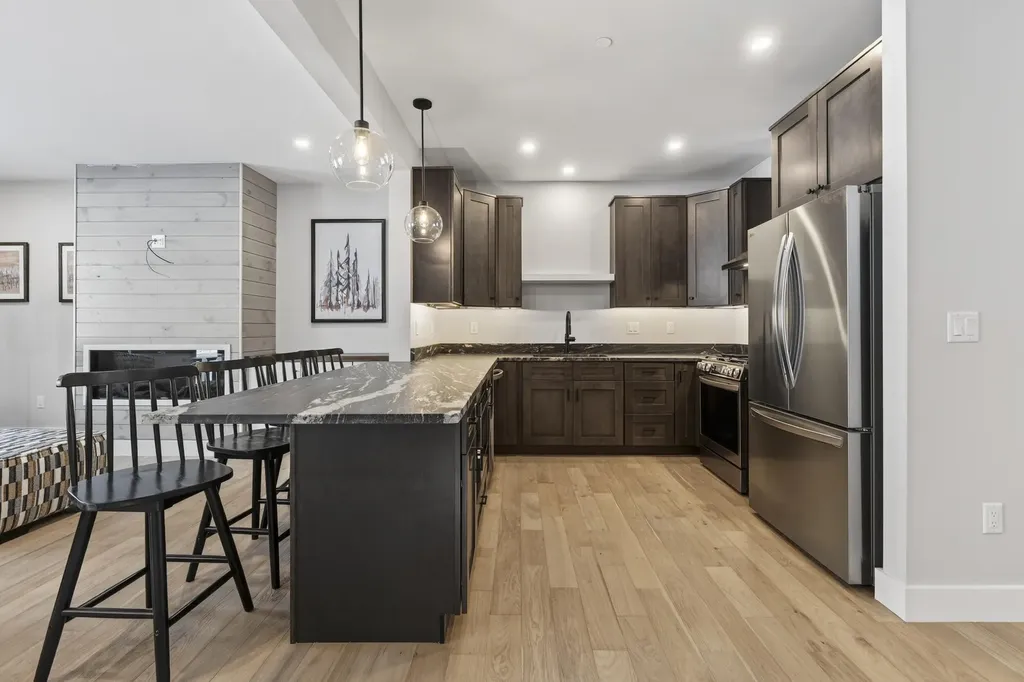 12 Lodgepole Lane Newry ME 04261