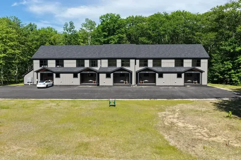 12 Lodgepole Lane Newry ME 04261