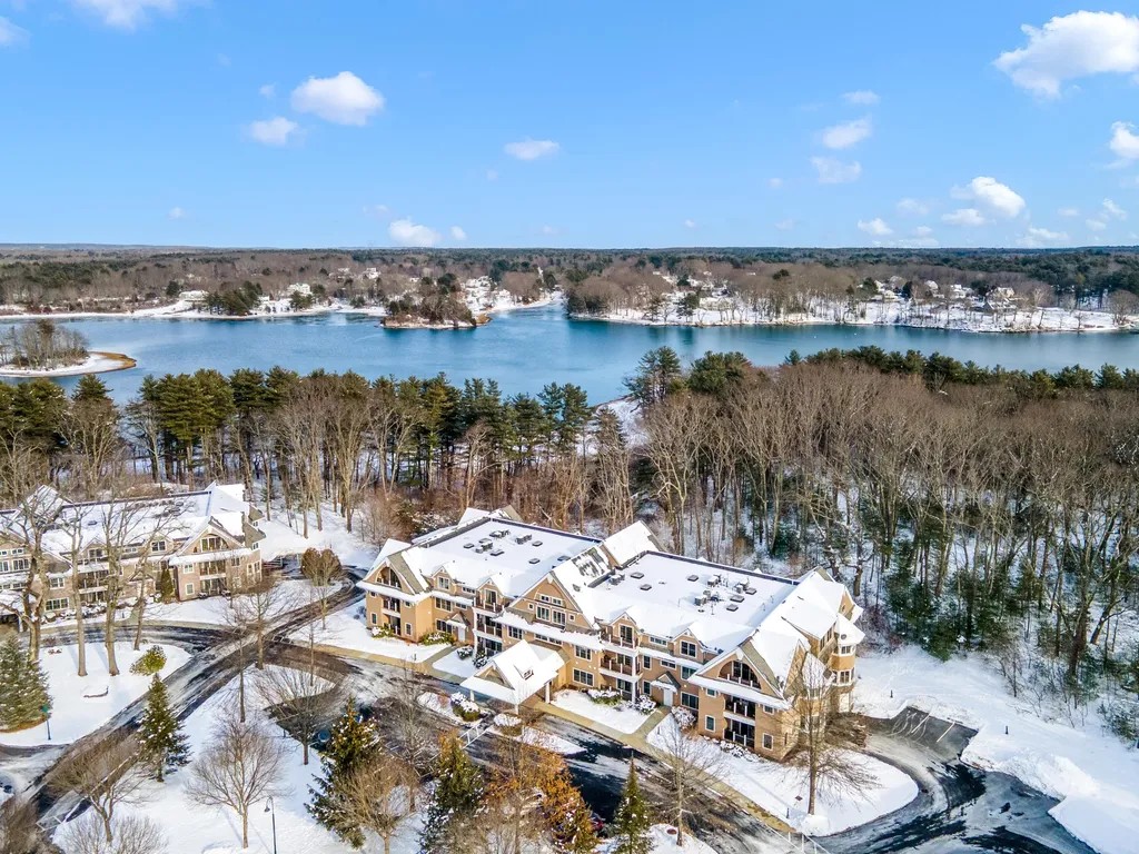 100 Shepard's Cove Road Kittery ME 03904
