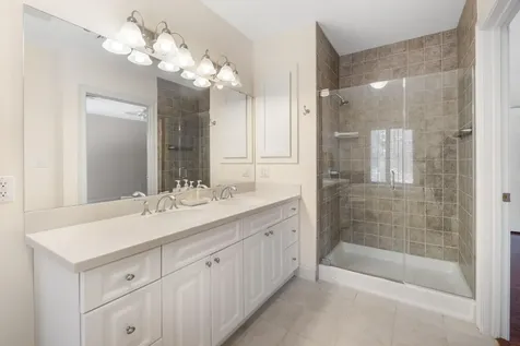 100 Shepard's Cove Road Kittery ME 03904