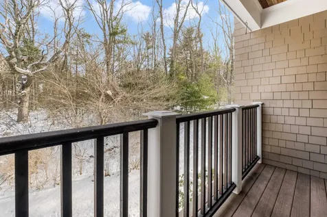 100 Shepard's Cove Road Kittery ME 03904