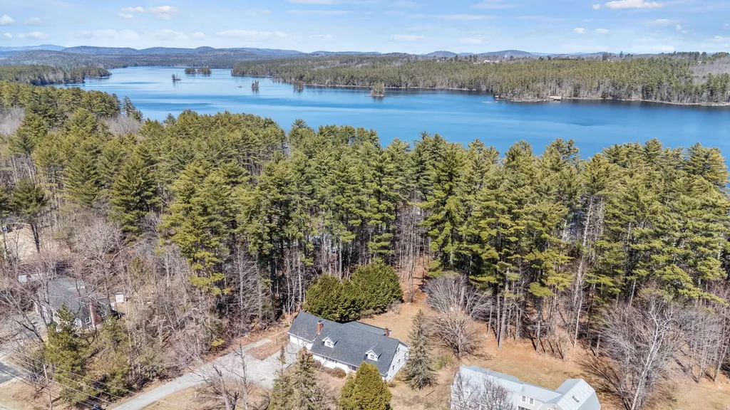207 N High Street Bridgton ME 04009