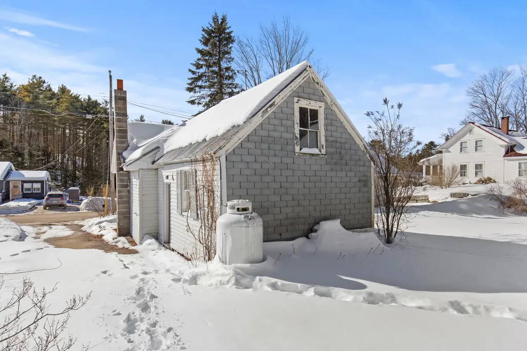59 Main Street Shapleigh ME 04076