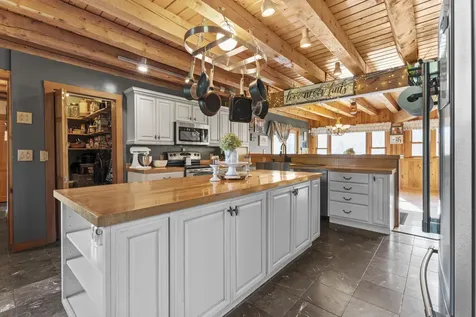 829 Kennebec Road Hampden ME 04444