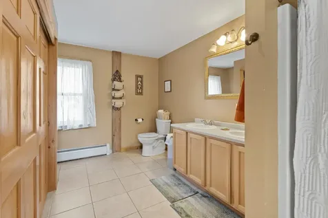 829 Kennebec Road Hampden ME 04444