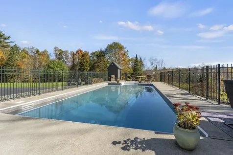829 Kennebec Road Hampden ME 04444