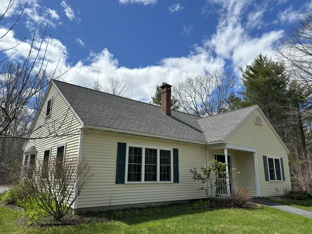 26 Old Nutt Farm Road Rockport ME 04856