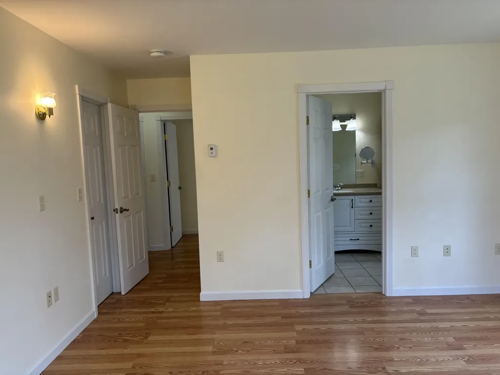 26 Old Nutt Farm Road Rockport ME 04856