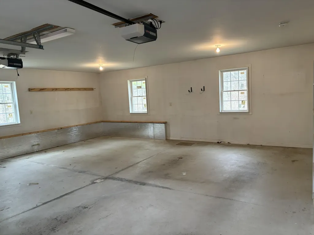 26 Old Nutt Farm Road Rockport ME 04856