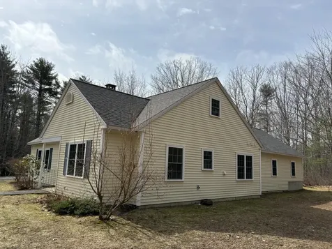 26 Old Nutt Farm Road Rockport ME 04856