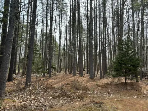 26 Old Nutt Farm Road Rockport ME 04856