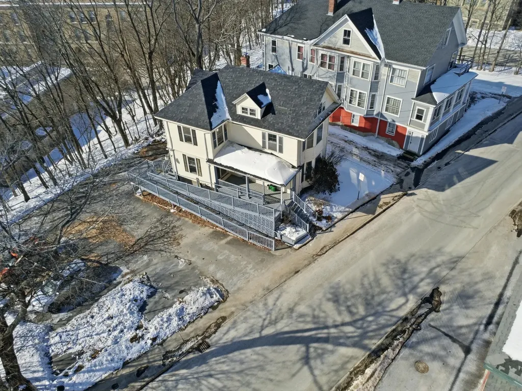 44 Center Street Bangor ME 04401
