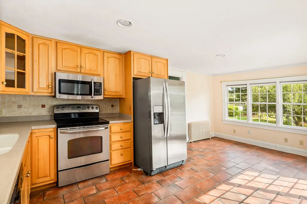 108 Derby Road Islesboro ME 04848