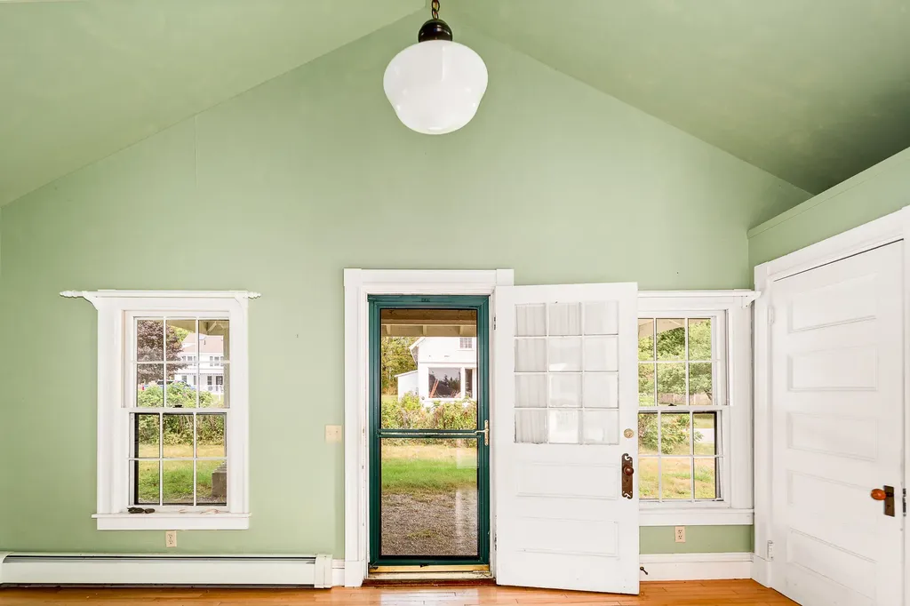 108 Derby Road Islesboro ME 04848
