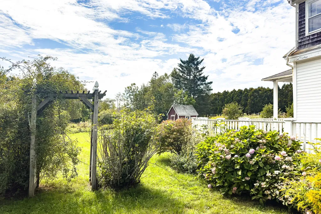 108 Derby Road Islesboro ME 04848