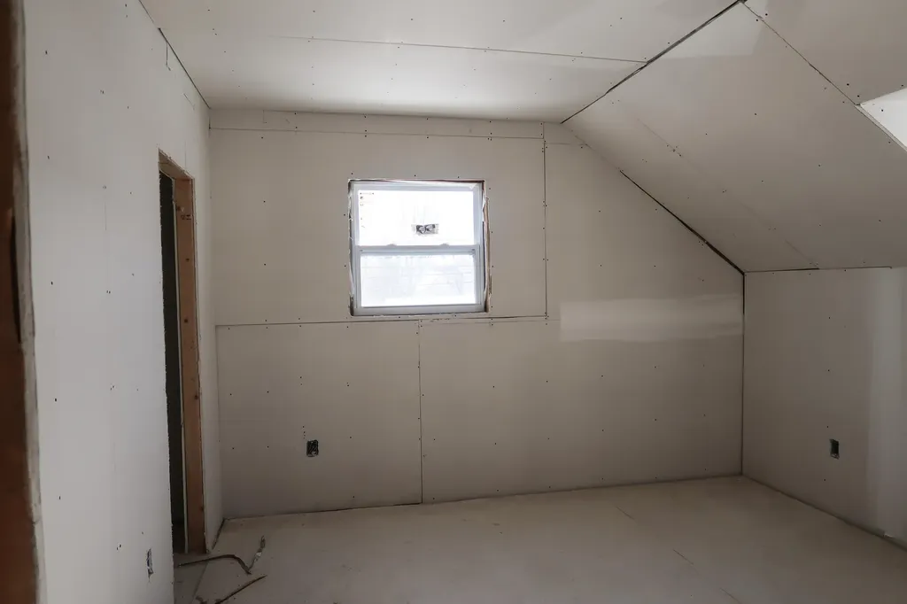 14 Heselton Street Skowhegan ME 04976