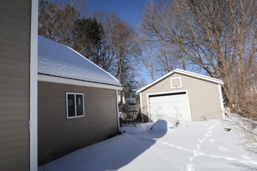 14 Heselton Street Skowhegan ME 04976