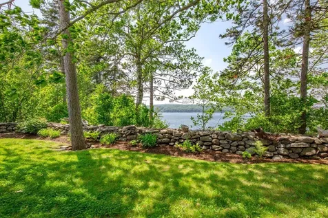 80 Hayfield Way Rockport ME 04856