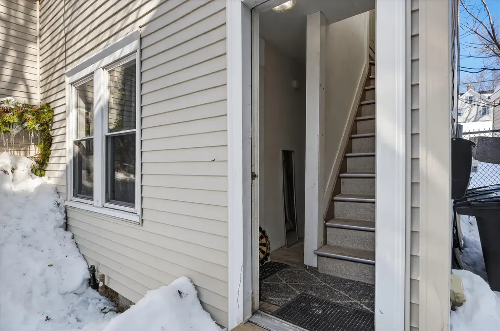 22 Summer St Rear Lewiston ME 04240