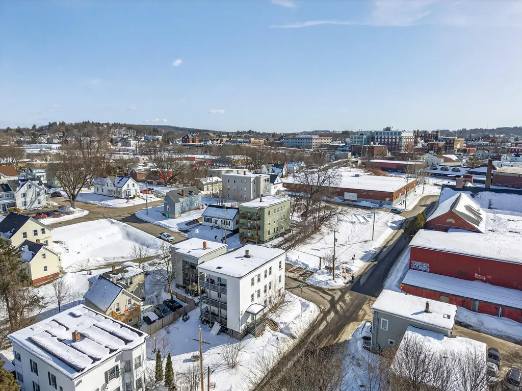 22 Summer St Rear Lewiston ME 04240