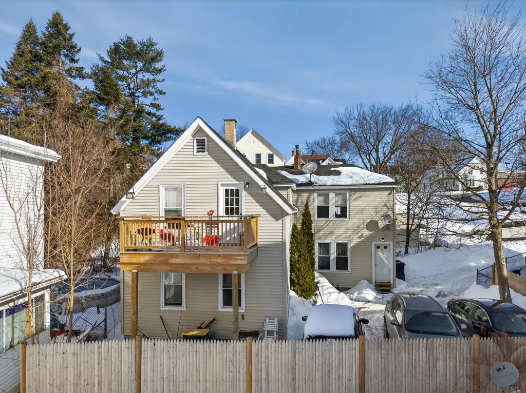 22 Summer St Rear Lewiston ME 04240