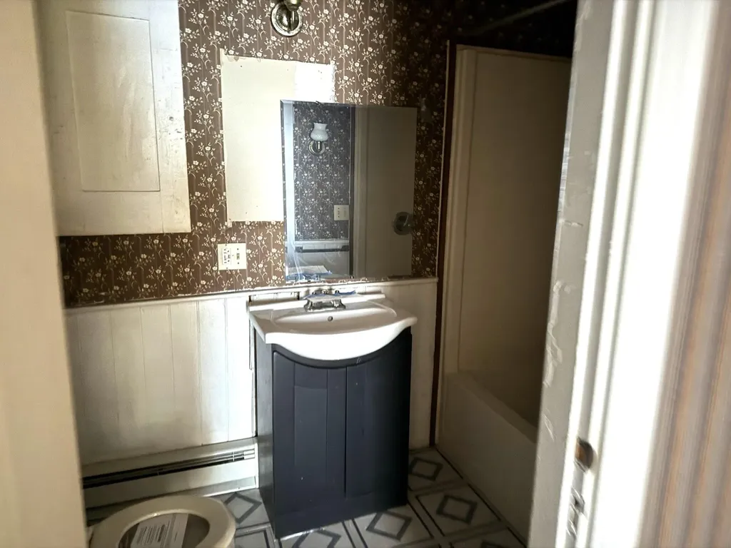 4 Union Place Waterville ME 04901