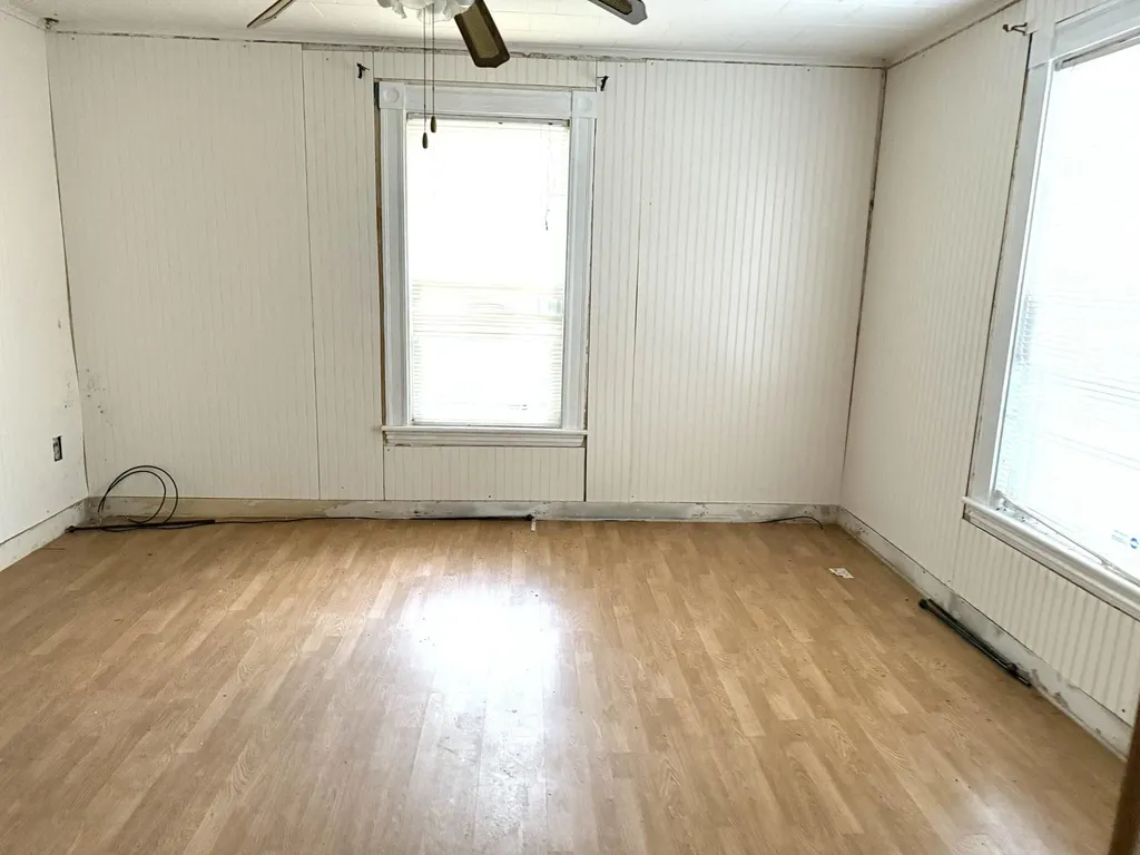 4 Union Place Waterville ME 04901