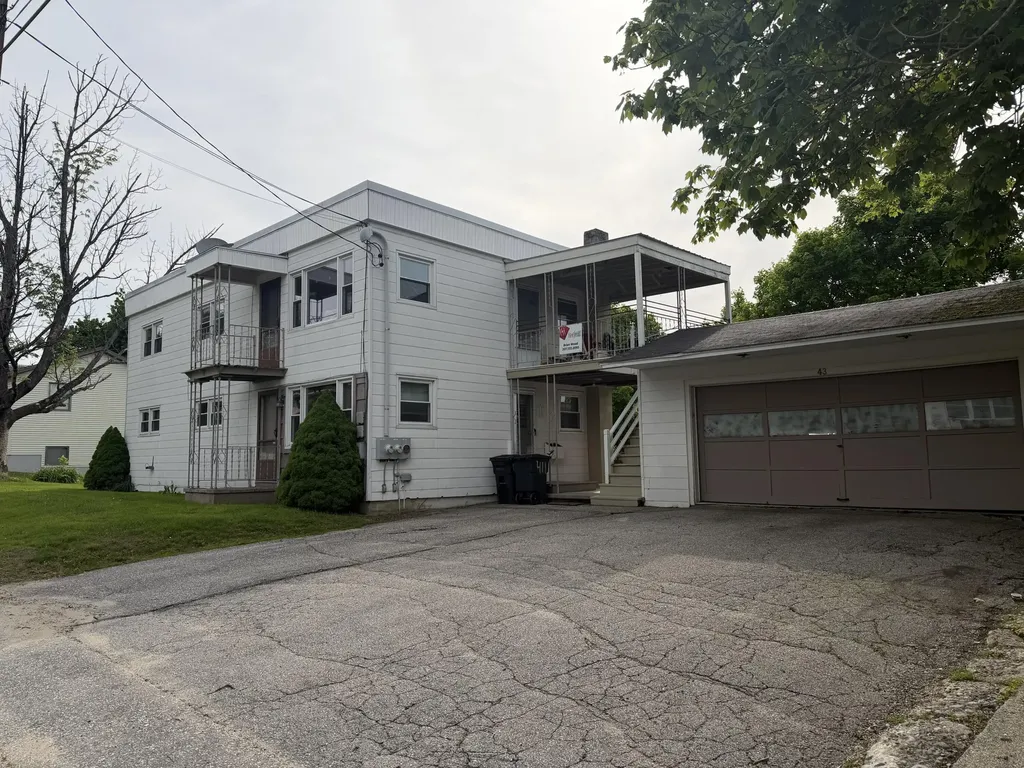43 Eustis Street Lewiston ME 04240