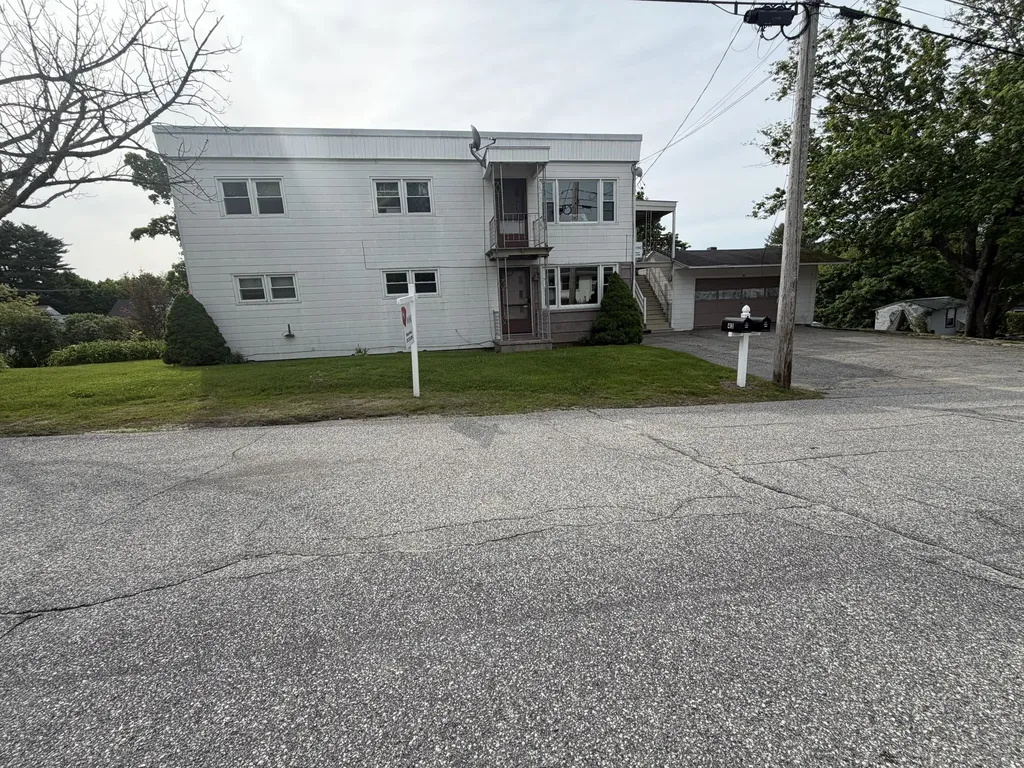43 Eustis Street Lewiston ME 04240