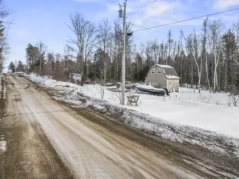 514 Old County Road Waldoboro ME 04572
