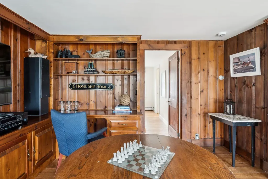 1081 Kings Highway Kennebunkport ME 04046