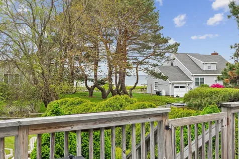 1081 Kings Highway Kennebunkport ME 04046