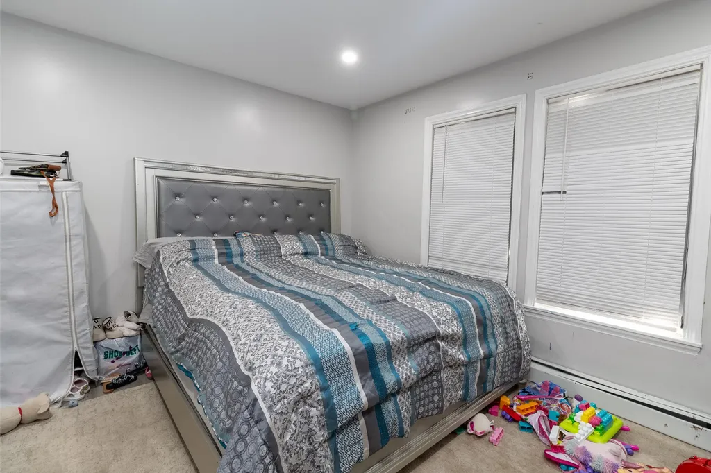 867 Minot Avenue Auburn ME 04210