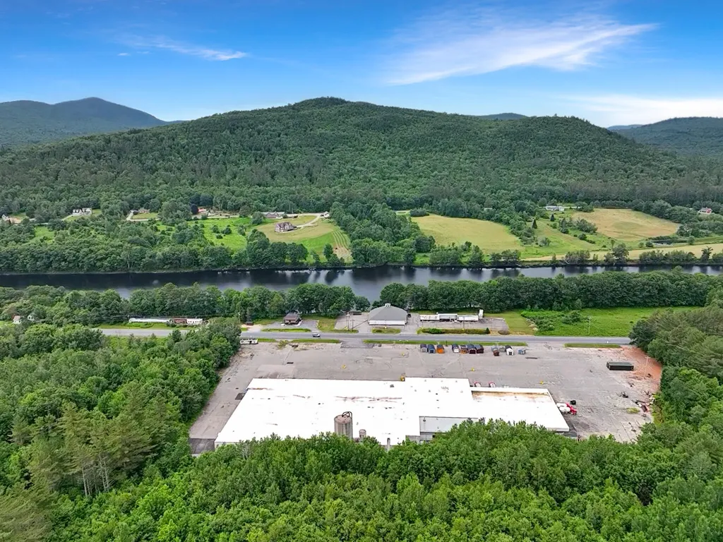 1180 Route 2 Rumford ME 04276